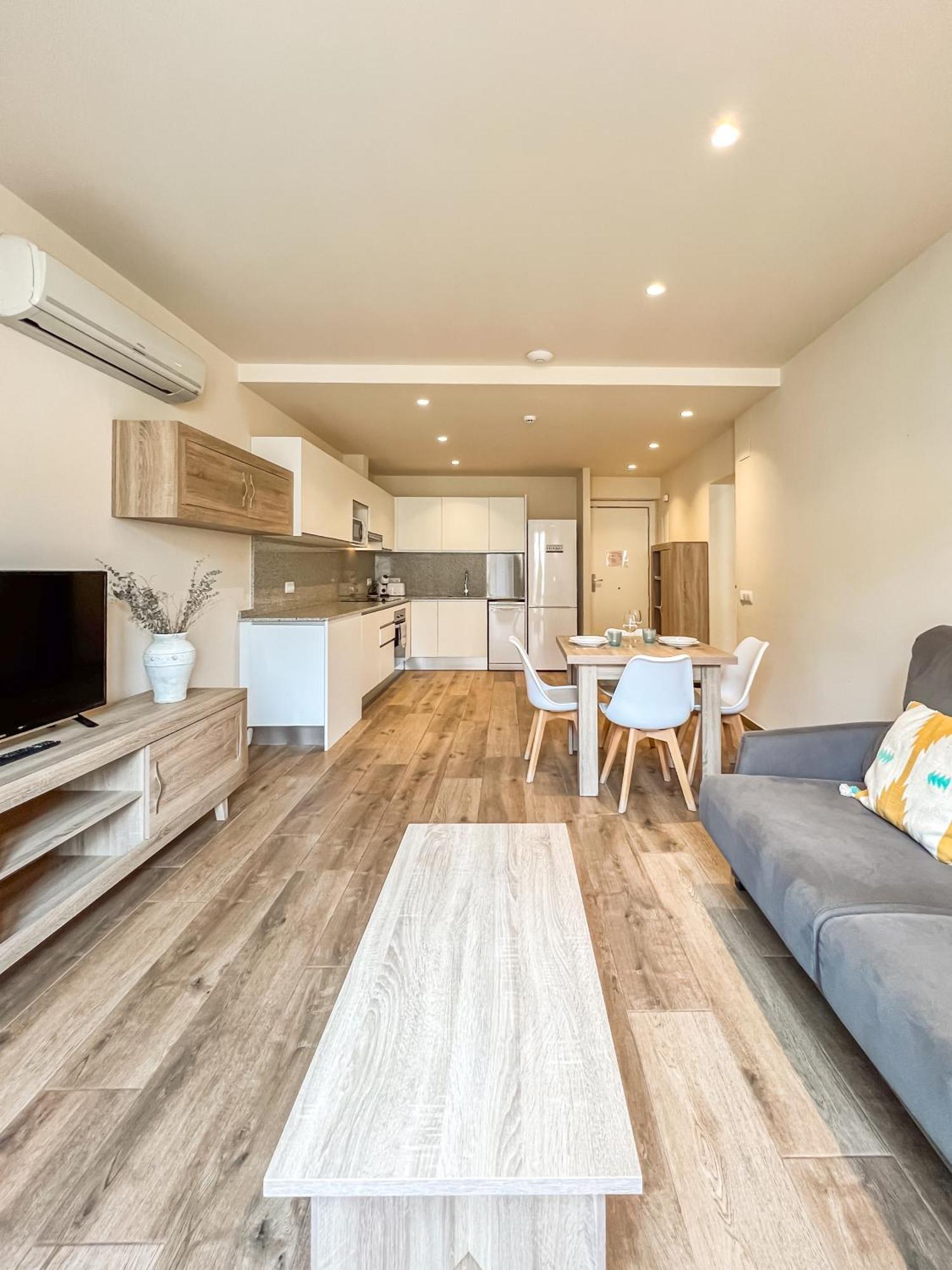 Can Cintet 21Nuevo Apartamento Moderno En בסלו מראה חיצוני תמונה